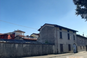 R136, AZZANO SAN PAOLO