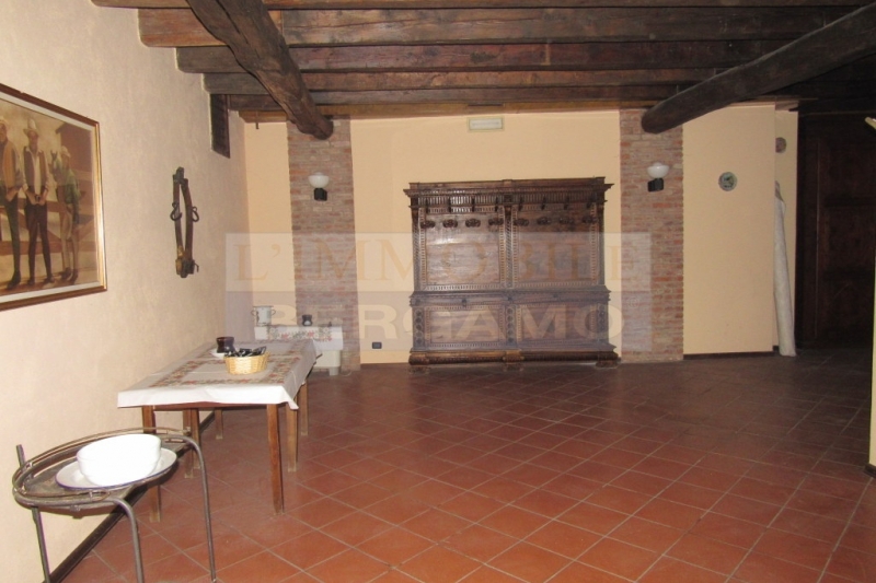 p1521804735949